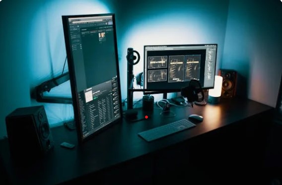 Aisha working at desk